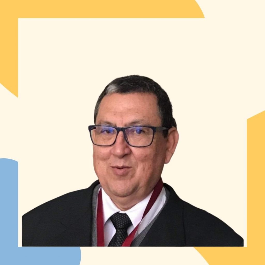 Dr. Javier Ortega, Médico Cirujano (CMP: 22933) y especialista en Homeopatía
